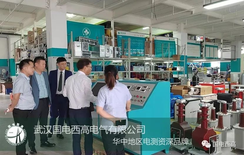 ABB客戶與韓國(guó)客戶參觀我司共同探討產(chǎn)品細(xì)節(jié)達(dá)成合作
